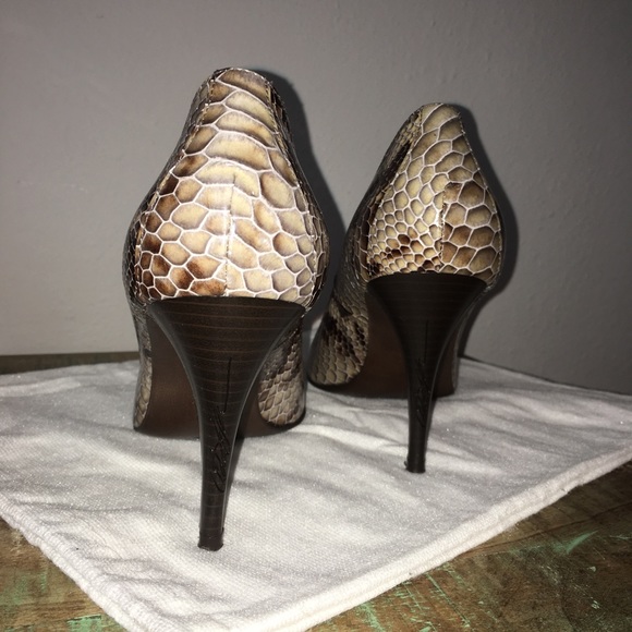 Donald J Pliner Python Heels - Picture 5 of 12